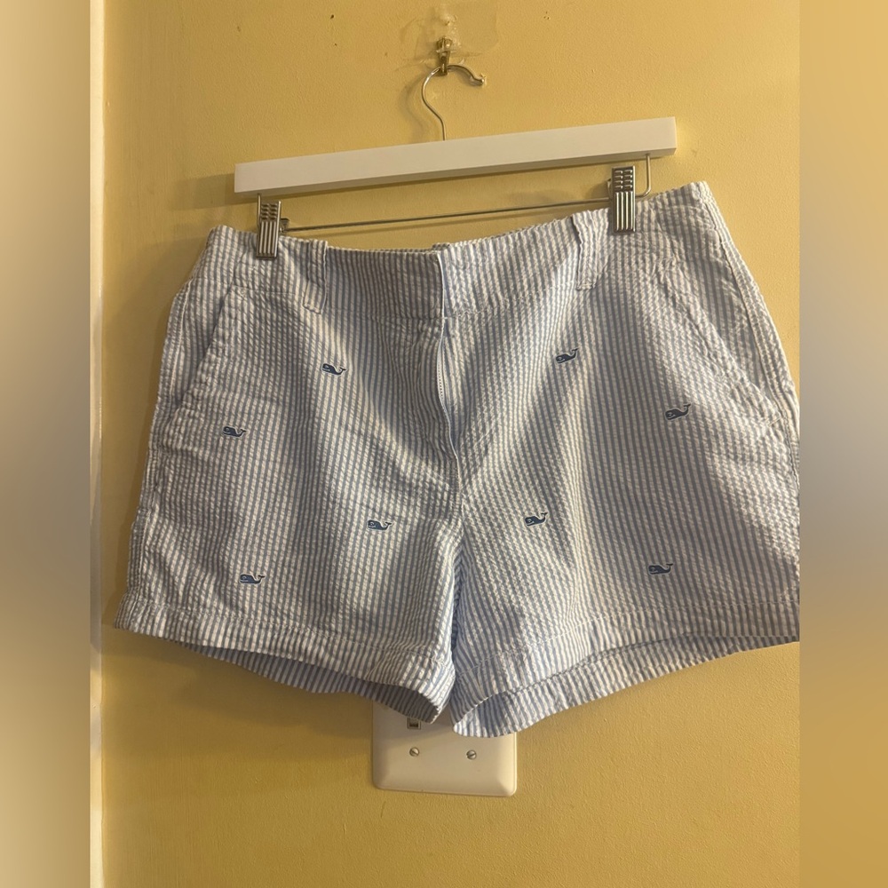 Vineyard Vines Blue Striped Women's Seersucker Shorts w/ whale detail